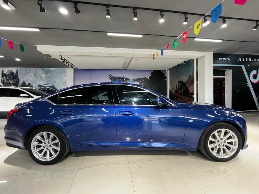 Cadillac CT5 2021 28T Fashion Edition