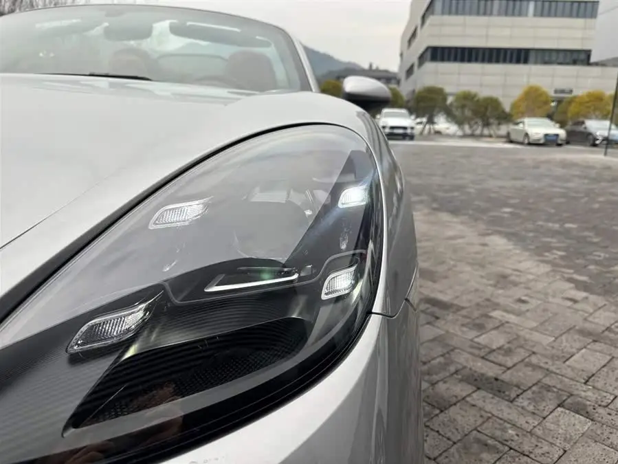 Porsche 718 2022 Boxster 2.0T