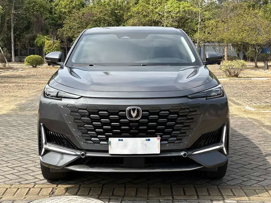 شانجان UNI-K 2021 2.0T الفاخرة