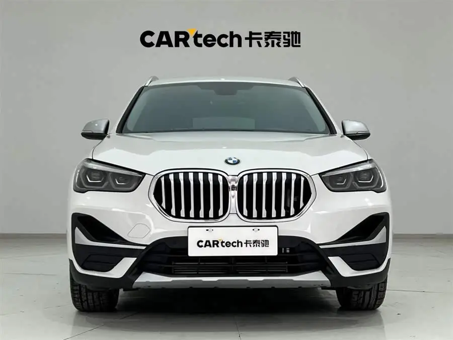 بي إم دبليو X1 2021 xDrive25Li الفاخرة