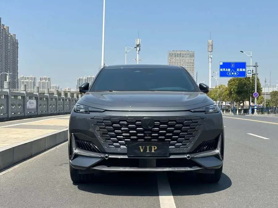 شانجان UNI-K 2021 2.0T الفاخرة