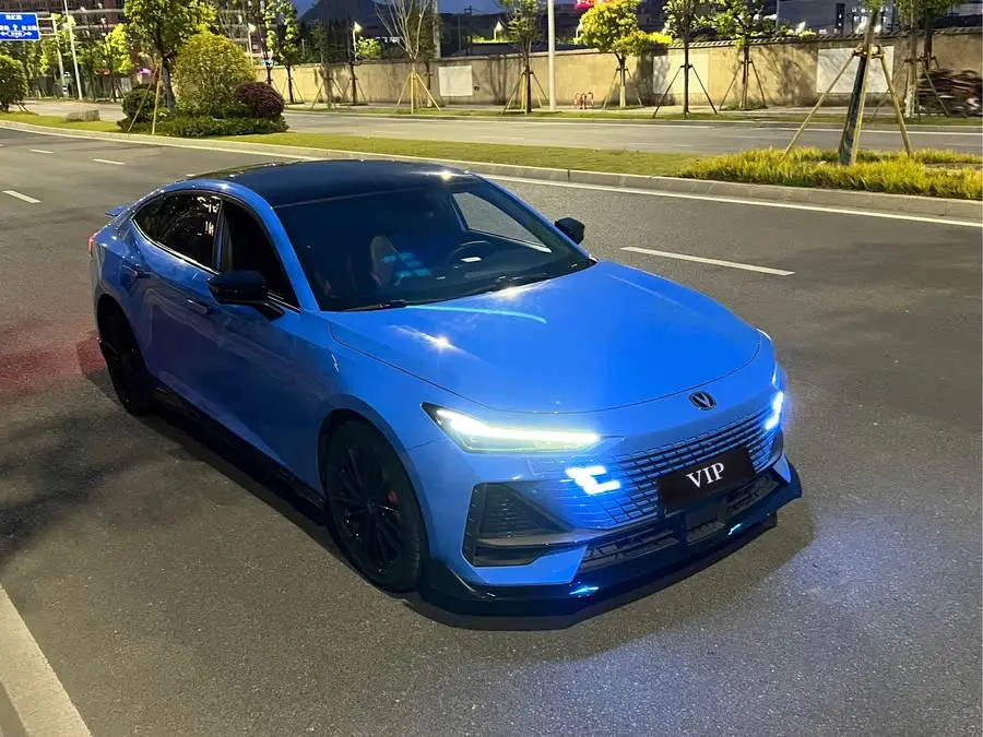 Changan UNI-V 2022 1.5T Sport Version