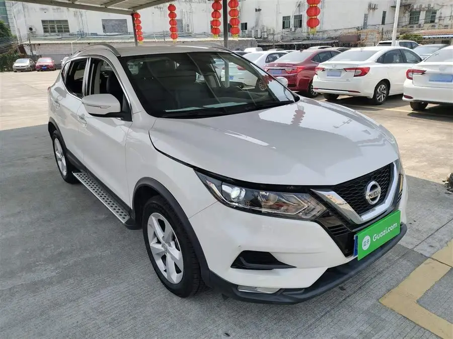 2021 نيسان قاشقاي 2.0 لتر CVT النسخة الذكية