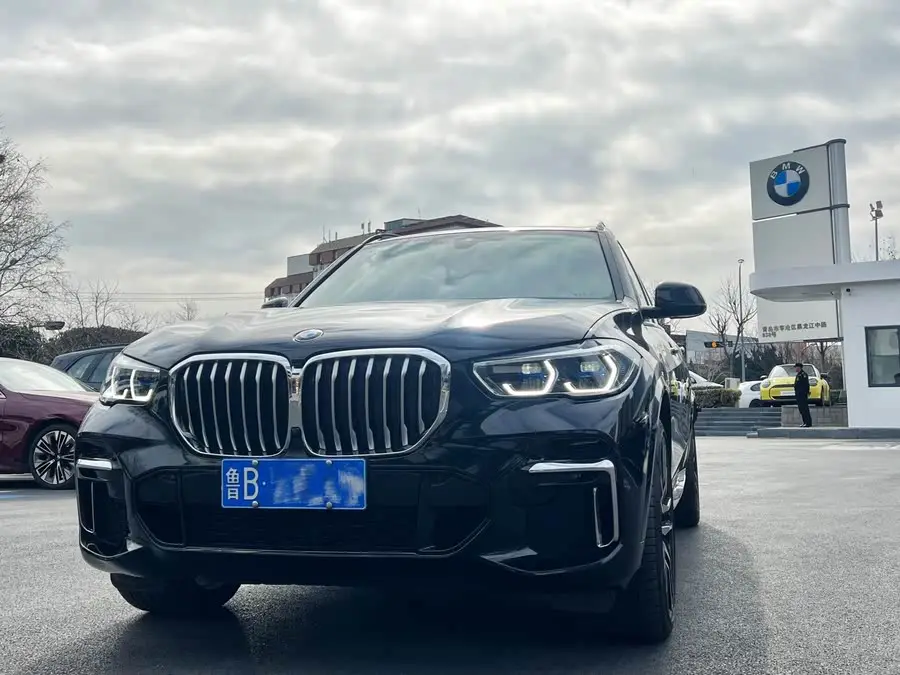 BMW X5 2022 Model Updated xDrive 40Li M Sport Package