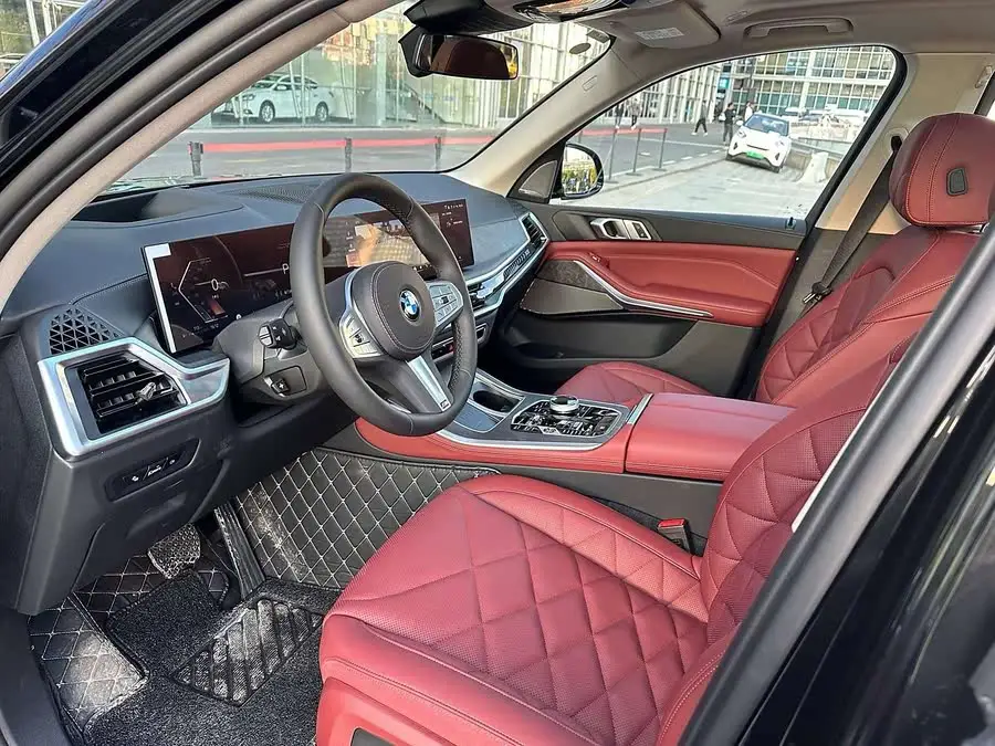 BMW X5 2023 xDrive 30Li M Sport Package