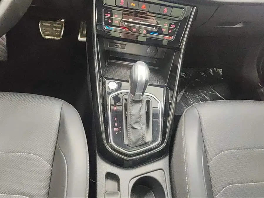 Jetta VS7 2021 Panda Edition 1.4T Automatic Glory Version