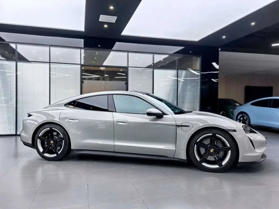 تايكان 2020 طراز تايكان