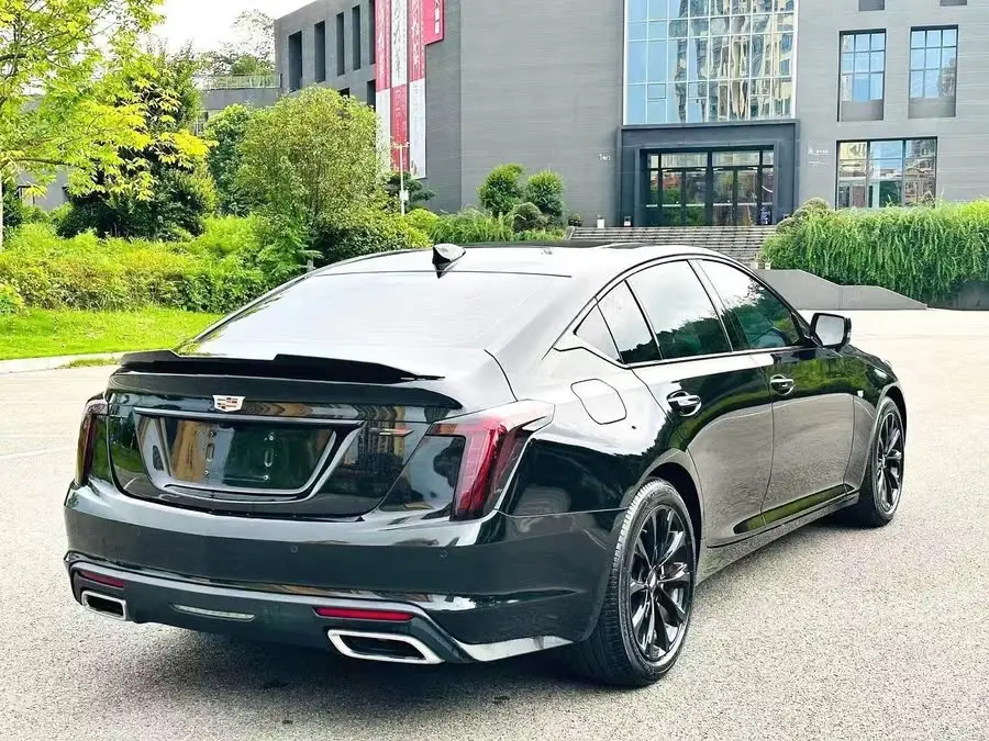 كاديلاك CT5 2021 28T الفاخرة