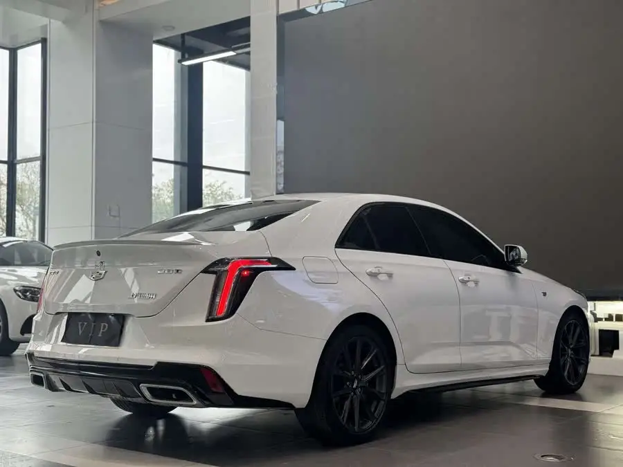 كاديلاك CT4 2021 28T بريميوم