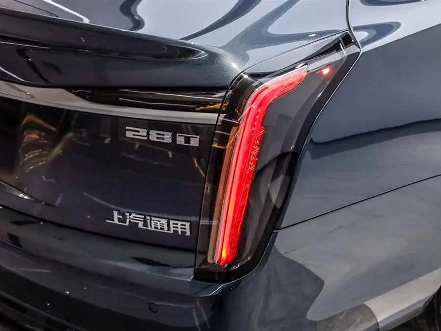 كاديلاك CT6 2023 28T بريميوم