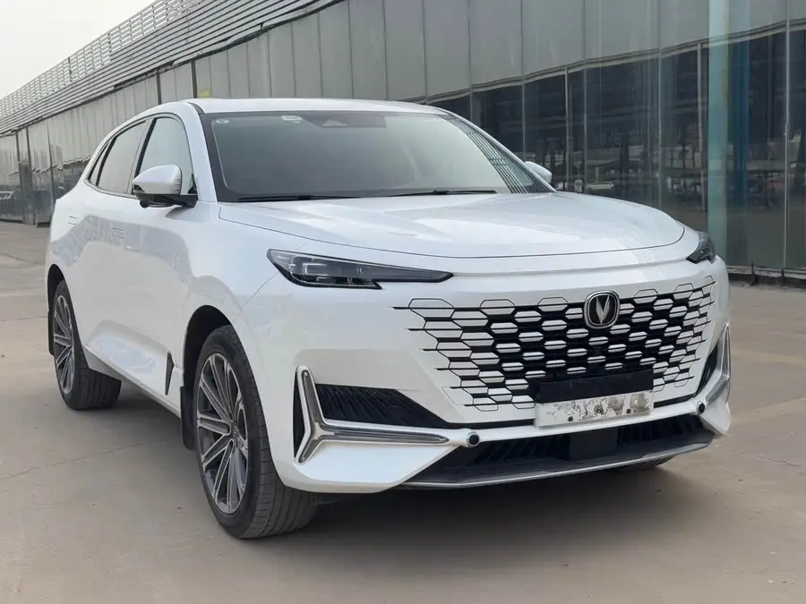 شانغهاي UNI-K 2021 2.0T دفع رباعي متميز