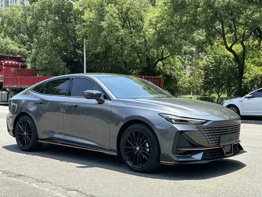 Changan UNI-V 2023 1.5T Sport Version