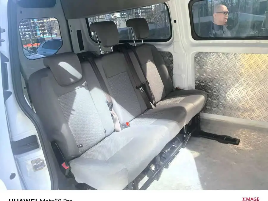 Ford Transit 2019 2.0T Gasoline Automatic Multi-Function Commercial Vehicle Medium Wheelbase Medium Roof 6-Seater National VI