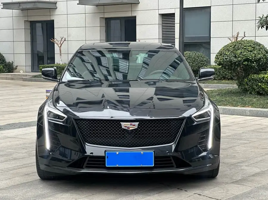 كاديلاك CT6 2021 28T فاخرة