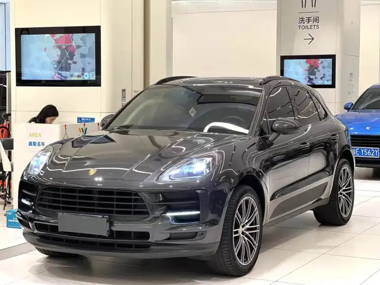 2021 Macan 2.0T