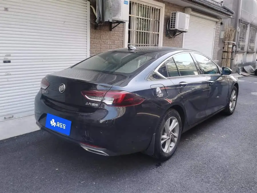 بيوك ريجال 2021 552T النخبة