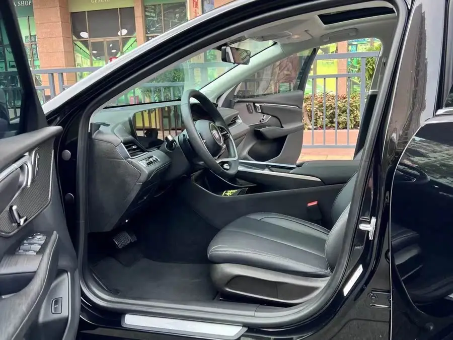 بويك لاكروس 2024 28T إصدار بريميوم