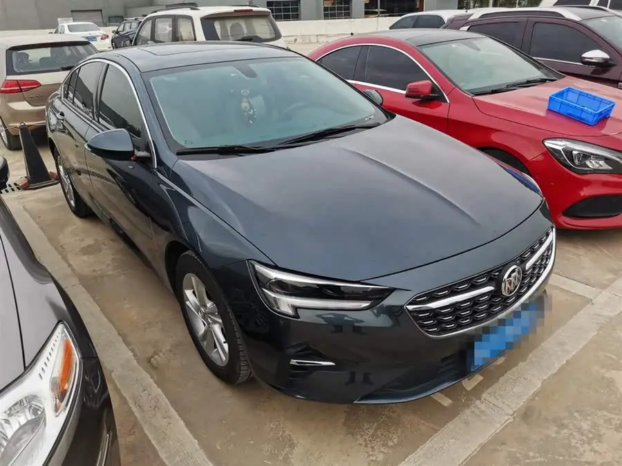 بيوك ريجال 2021 552T النخبة