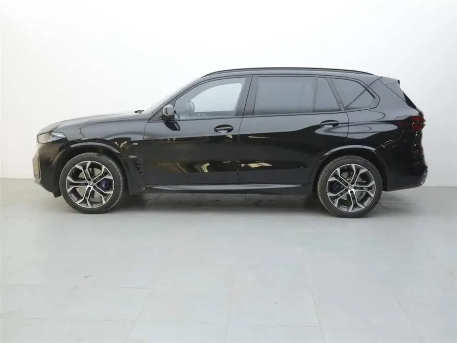 BMW X5 2023 xDrive 40Li Exclusive M Sport Night Package