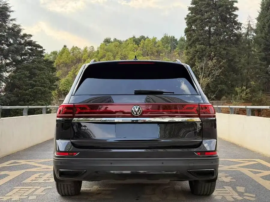 توارغ 2022 طراز 380 TSI دفع رباعي فئة فاخرة