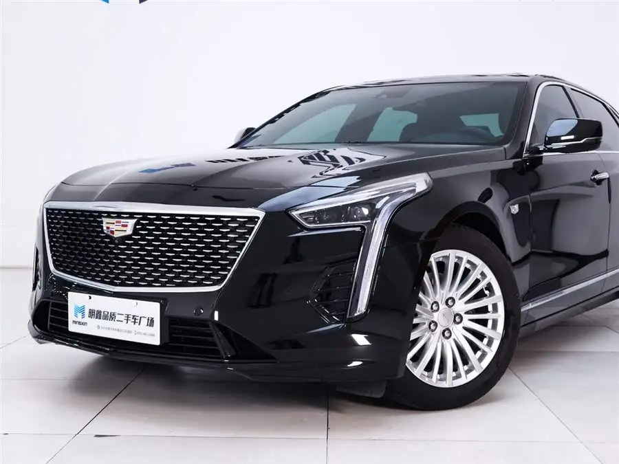 كاديلاك CT6 2022 28T فاخرة