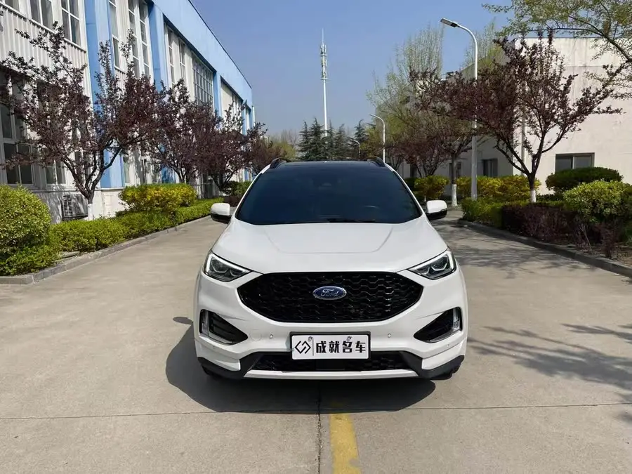 2020 Ford Edge EcoBoost 245 AWD ST-Line 7-seater