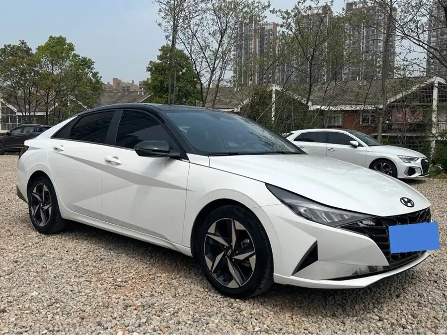 إيلانتر 2022 1.5L CVT LUX النسخة الممتازة