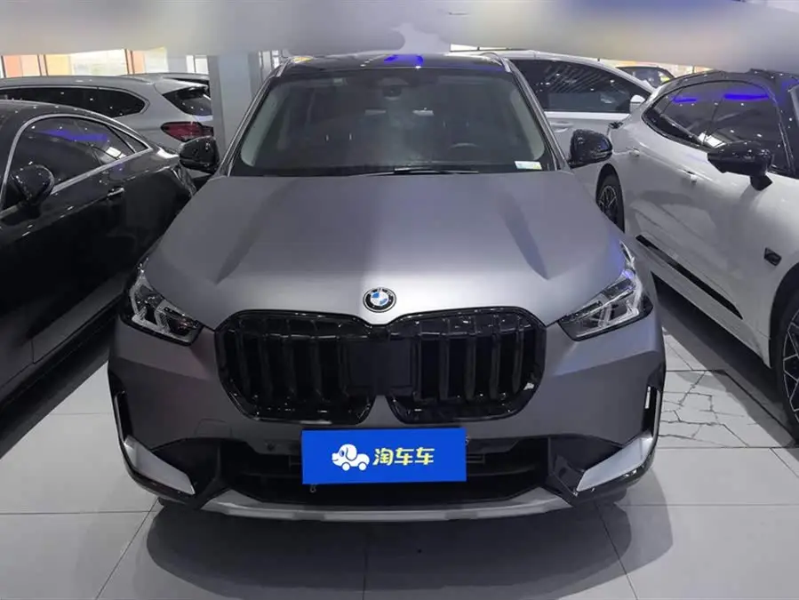 2023 بي إم دبليو X1 sDrive20Li حزمة تصميم X