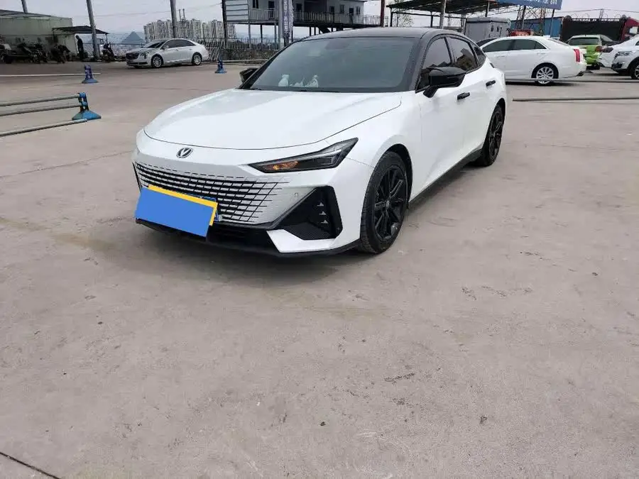 Changan UNI-V 2022 1.5T Premium