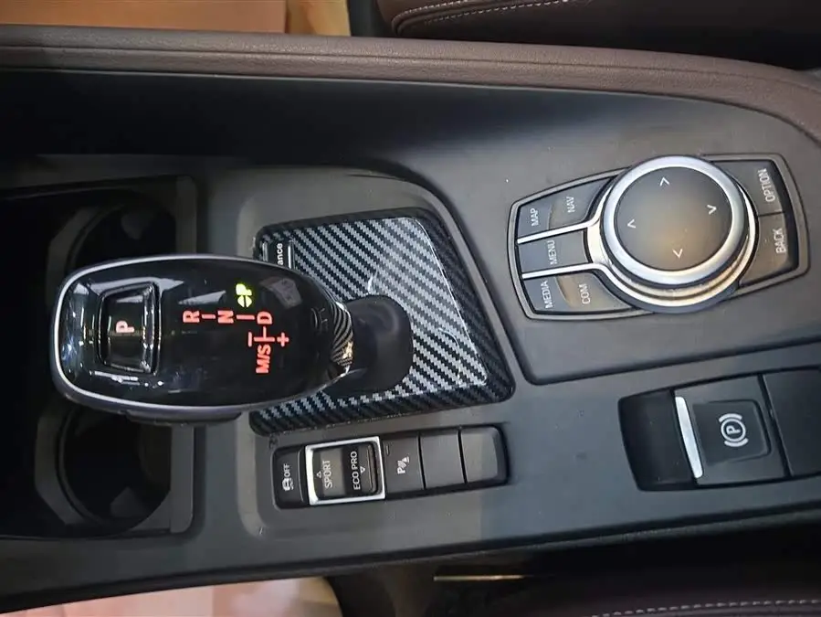 BMW X1 2020 sDrive25Li Leading Edition