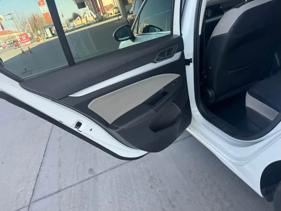 Golf 2023 Model 280TSI DSG Pro