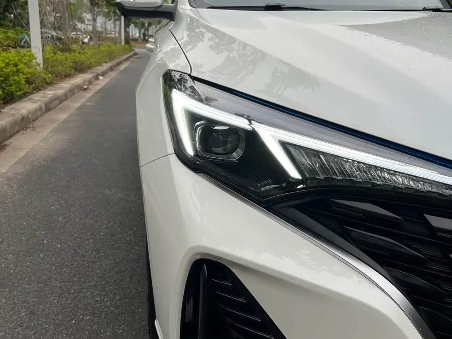 يدونغ 2024 بلس الحوت الأزرق NE 1.4T GDI DCT النسخة عالية الطاقة