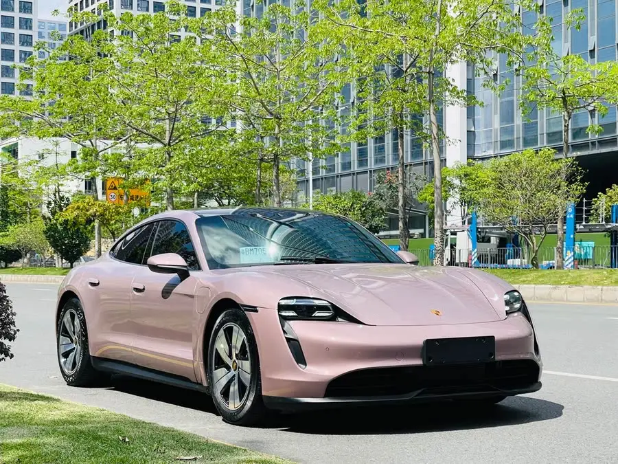 تايكان 2022 موديل