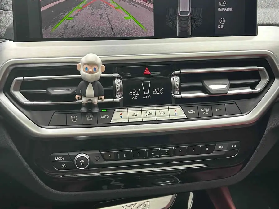 بي إم دبليو X4 2022 xDrive 25i حزمة رياضية M