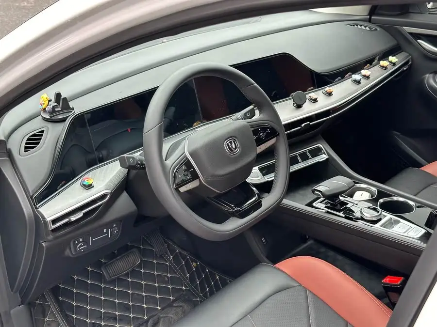 Yidong 2022 Plus Blue Whale NE 1.4T GDI DCT Flagship Edition