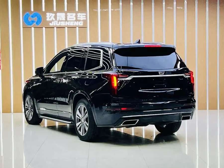 كاديلاك XT6 2020 28T نسخة الصوت الفاخر ذات الستة مقاعد والدفع الرباعي