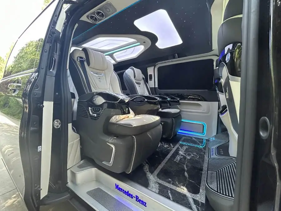 Vito 2023 2.0T Elite Version 7-Seater