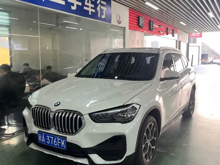 BMW X1 2022 sDrive25Li Leading Edition