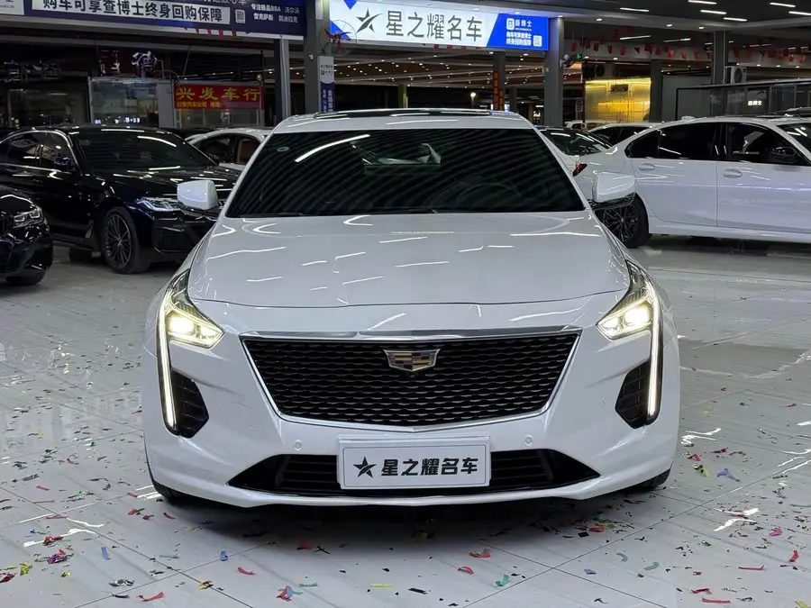 كاديلاك CT6 2022 28T الفاخرة