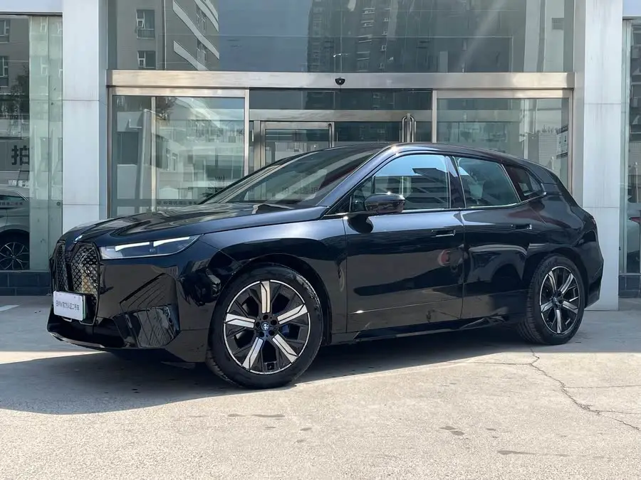 BMW iX 2022 xDrive40