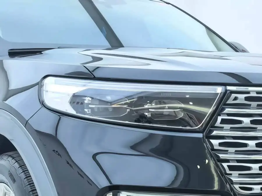 2020 Explorer EcoBoost 285 AWD Platinum 6-Seater