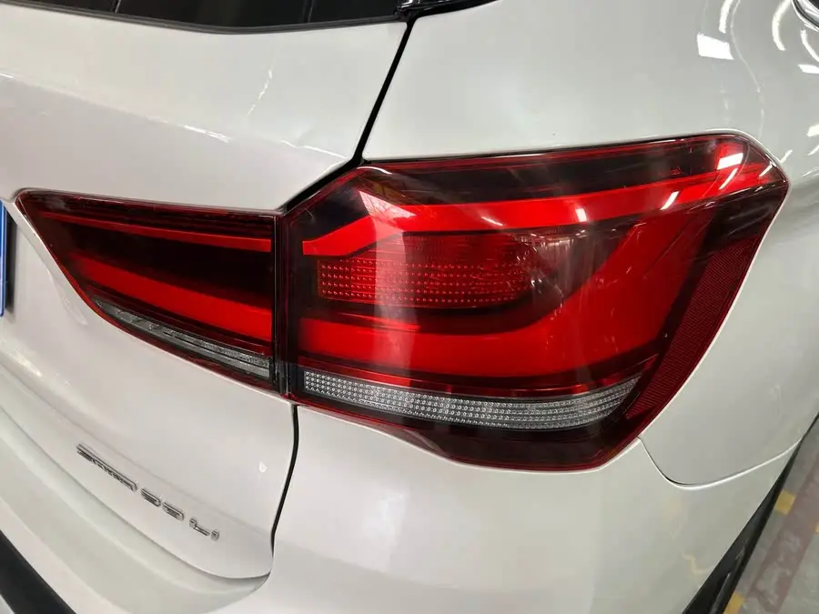 BMW X1 2021 sDrive20Li Luxury