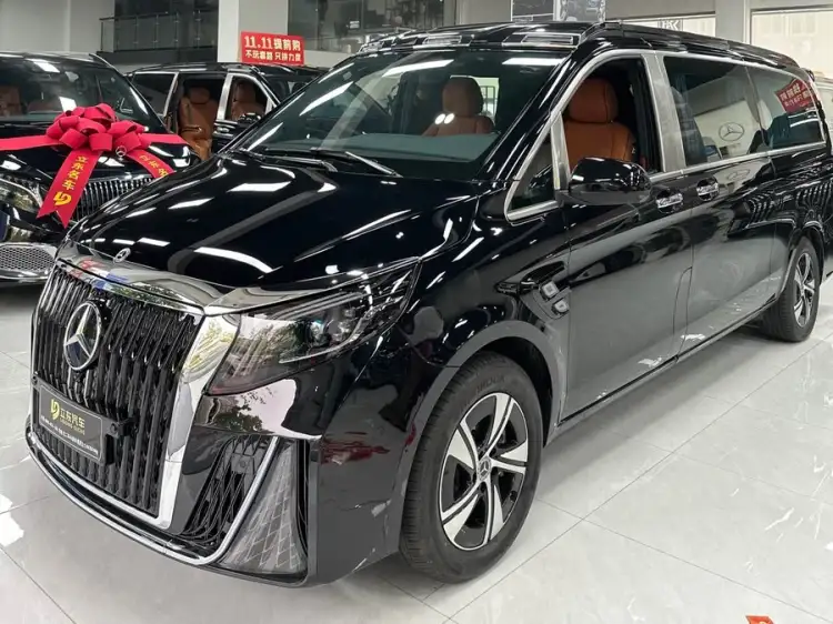 2024 Vito 2.0T Elite 7-Seater