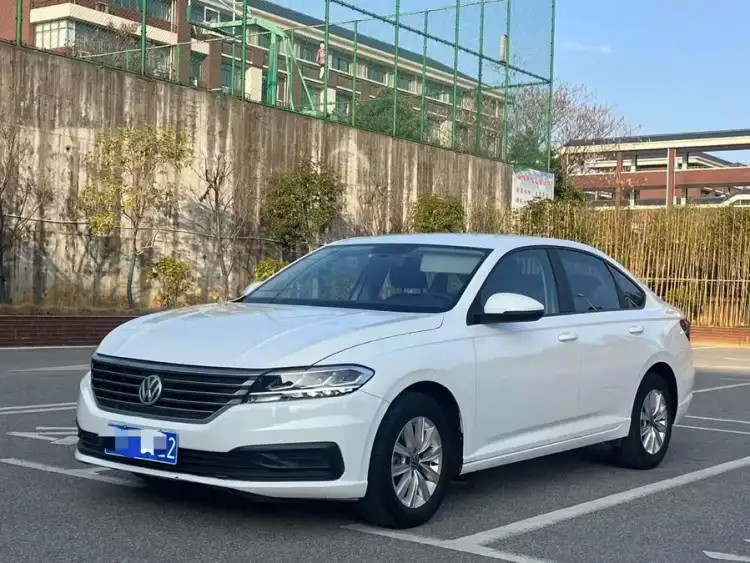 Langyi 2021 1.5L Automatic Stylish Edition