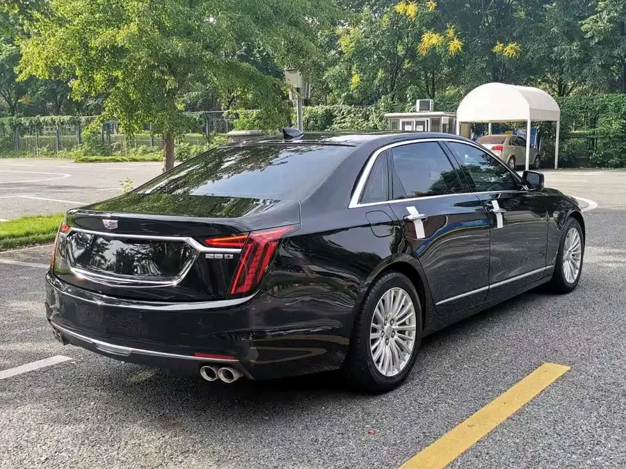 كاديلاك CT6 2021 28T النخبة