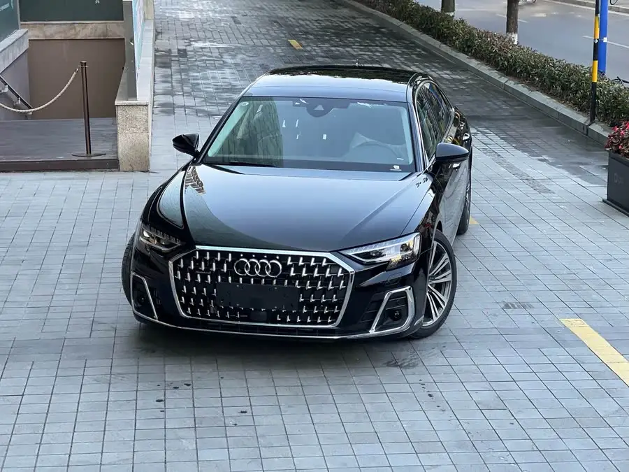 أودي A8 2025 A8L 45 TFSI quattro الفاخرة