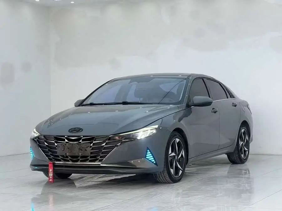 إيلانتر 2021 1.5 لتر CVT LUX النسخة الفاخرة