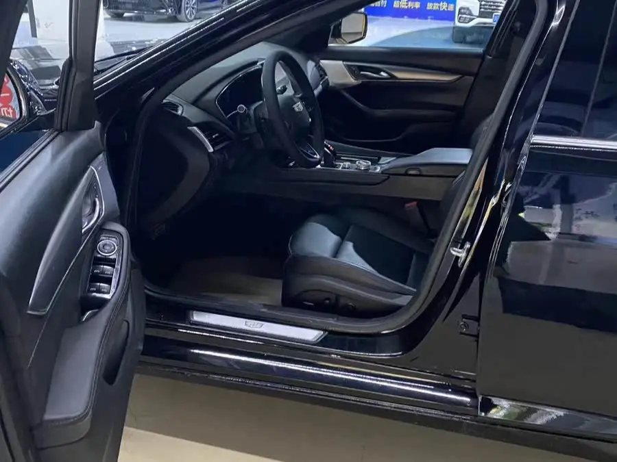 Cadillac CT5 2023 28T Luxury (Standard Version)