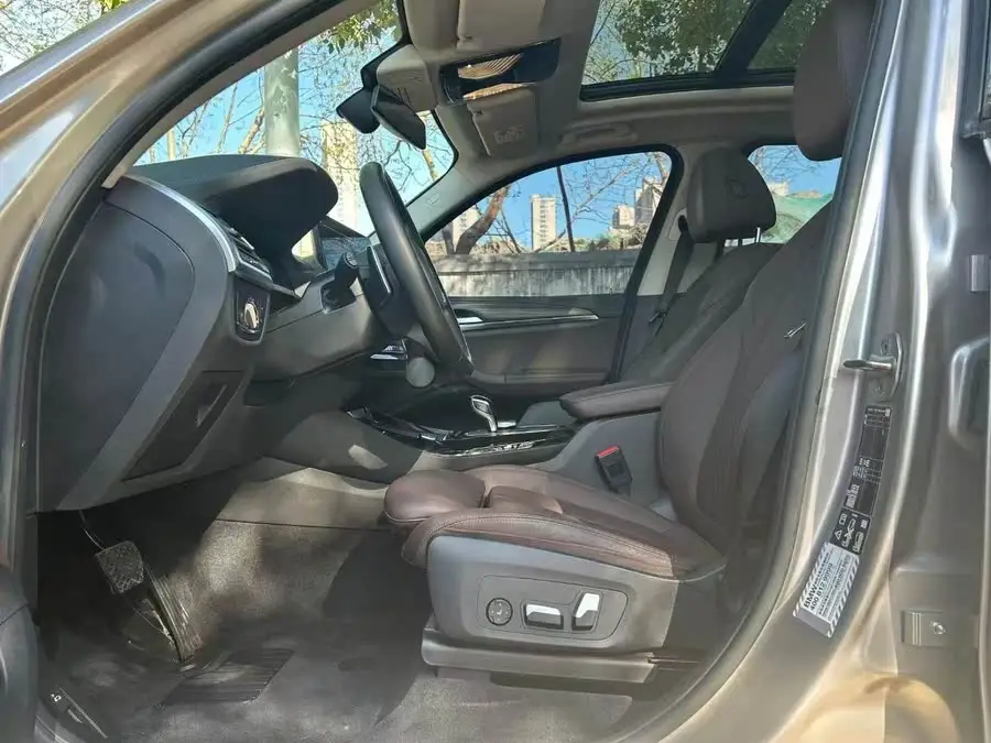 BMW X3 2022 xDrive30i Leading M Night Package