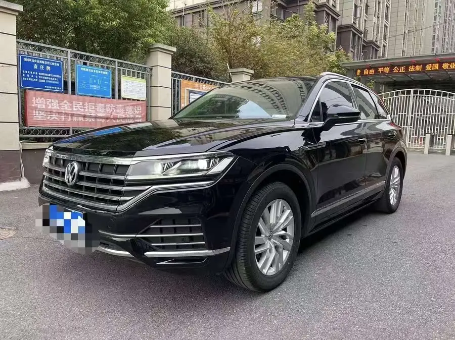 2020 Volkswagen Touareg 2.0 TSI R-Line National VI